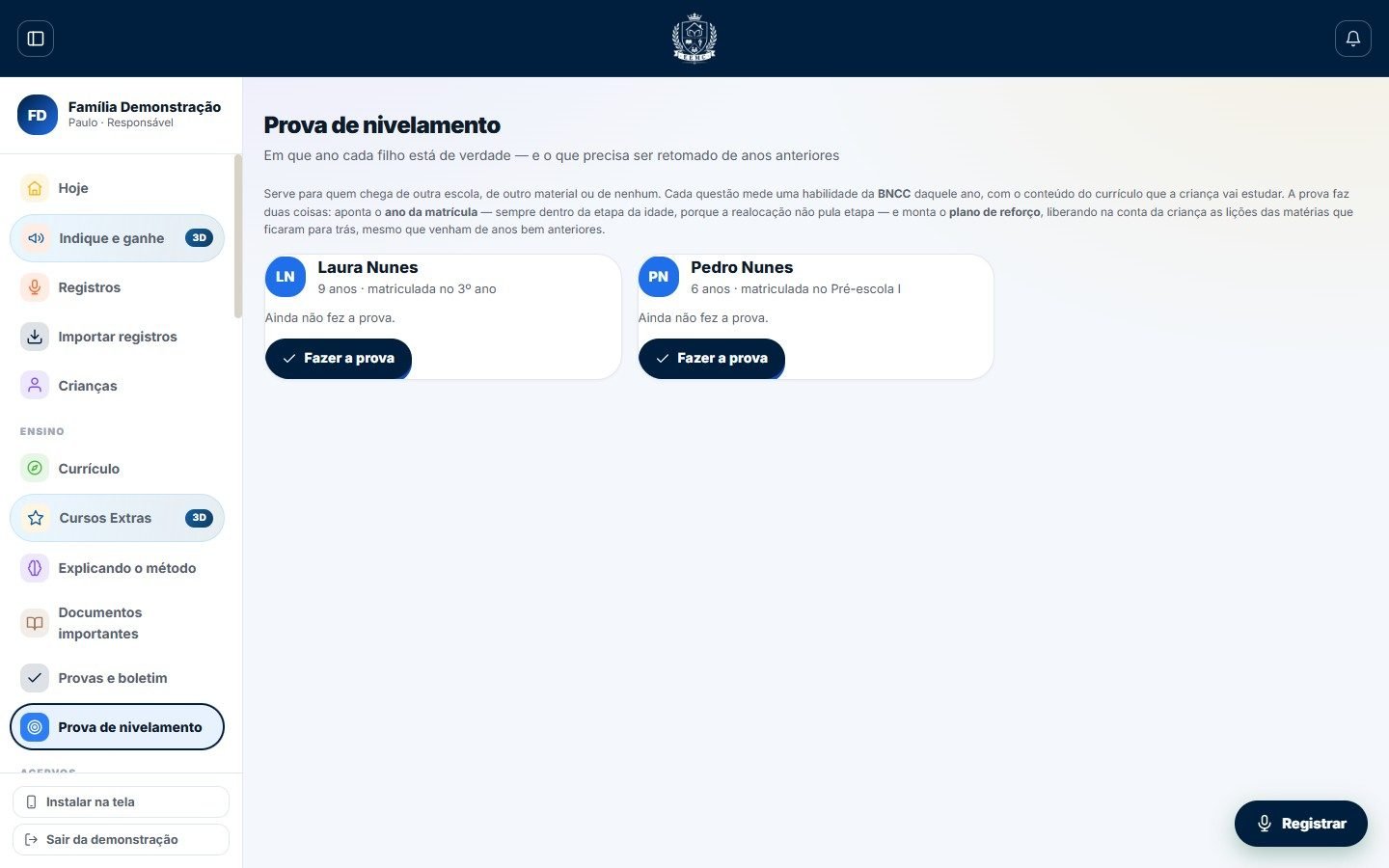 A tela "Prova de nivelamento": em que ano cada filho está de verdade e o que precisa ser retomado de anos anteriores, com um cartão por criança.